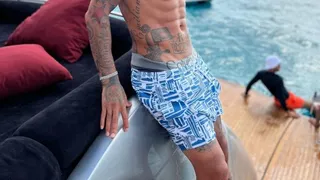 “Modo relax”: Arturo Vidal disfruta de sus vacaciones junto a Sonia Isaza