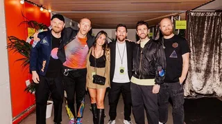 Messi y Antonela Roccuzzo compartieron con los integrantes de Coldplay