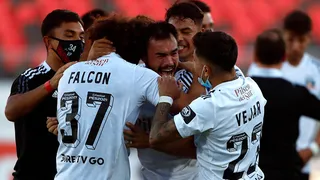 “Los grandes no descienden”: El recuerdo de Colo Colo a dos años de evitar su caída a Primera B