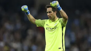 Bravo inició un gran contragolpe en la remontada de Manchester City por la Copa de la Liga