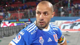 ¿Le da la espalda? La “desconocida” de Huachipato a U. de Chile en la denuncia ante Colo Colo