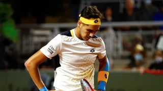 Alejandro Tabilo desperdició tres match points y perdió ante Federico Delbonis en Córdoba