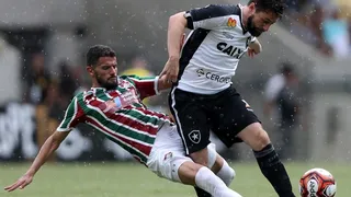 Leonardo Valencia jugó en empate de Botafogo ante Fluminense por el Campeonato Carioca