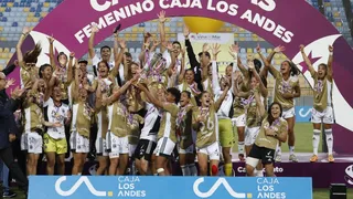 El equipo femenino de Colo Colo levantó su estrella 14 del Campeonato en Sausalito