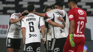 Colo Colo dejó presión a los líderes con una trabajada victoria sobre Audax Italiano