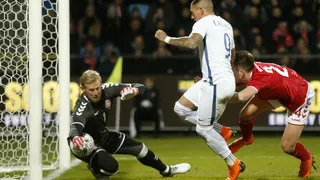 Gary Medel volvió como volante y capitán en el empate de Chile ante Dinamarca