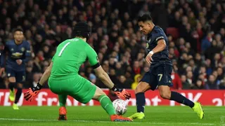 Alexis Sánchez le marcó un gol a su ex equipo Arsenal y los hinchas lo sepultaron con pifias