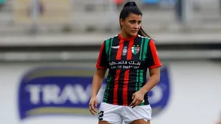 María José Urrutia donó camiseta autografiada a campaña de Todos por el Deporte: Agradezco ser parte de esto