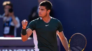 Carlos Alcaraz arrasó con Pablo Carreño y se adjudicó el Conde de Godó