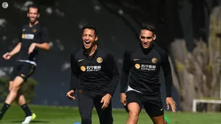 Alexis e Inter de Milán preparan con gran ánimo el duelo ante FC Barcelona