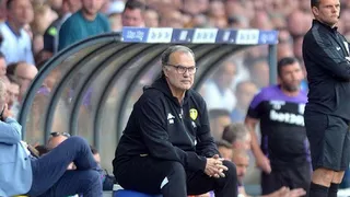 Leeds United quiere renovar a Bielsa ante interés de dos clubes italianos