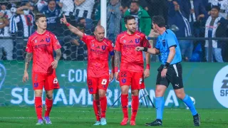 U de Chile le responde a Alianza Lima: denuncian hechos graves y exigen sanciones contra los peruanos