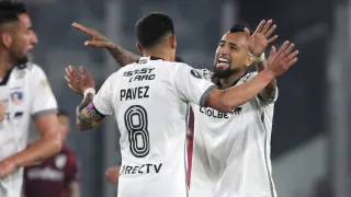 Esteban Pavez se va de Colo Colo: el sentido mensaje de despedida que le dedicó Arturo Vidal