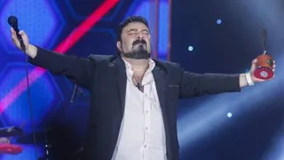 ¿Es colocolino? El troleo de vocalista de Amar Azul a hincha de la U