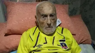 Club Social y Deportivo Colo Colo entregó mobiliario clínico a histórico ex jugador