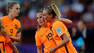 Países Bajos y Suecia se estrenaron en la Eurocopa Femenina con un entretenido empate