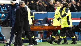 Neymar sufrió esguince y fisura en el pie derecho y es duda para revancha ante Real Madrid