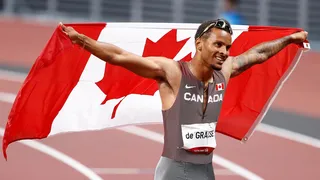 Andre de Grasse se convirtió en sucesor de Usain Bolt en los 200 metros de Tokio 2020