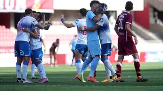 Resumen: U. Católica quedó a un punto del título, la U tomó un impulso y Colo Colo sigue complicado