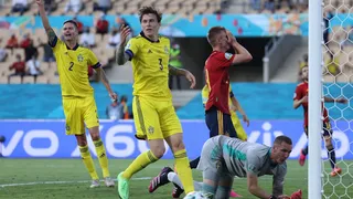 España sufrió con su falta de finiquito y empató con Suecia en la Eurocopa