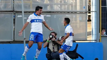 Gonzalo Tapia aprovechó un “regalo” de José María Carrasco para aumentar la ventaja de la UC ante la U