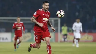 Agente de Pinilla en Argentina: Tuvo un inconveniente familiar