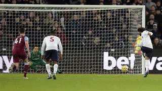 Los goles de Salah y Chamberlain que dieron victoria a Liverpool sobre West Ham en la Premier