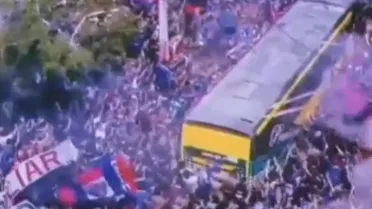 “Imposible no compartir”: La reacción de Johnny Herrera por arengazo de hinchas de la U