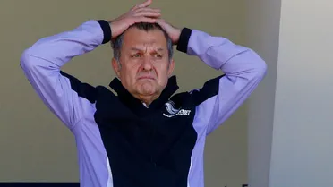 Colo Colo: La jugada del bloque opositor que podría dejar a Aníbal Mosa fuera de Blanco y Negro