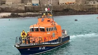 Se reanudó la búsqueda del futbolista argentino Emiliano Sala