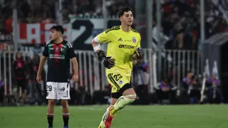 Noticias de Colo Colo HOY 25 de abril: Ortiz define al arquero titular y Mosa alarga el plazo de su OPA