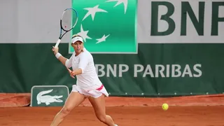 Alexa Guarachi y Desirae Krawczyk buscan acceder a la final del dobles en Roland Garros