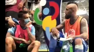 “En siete días jugar tres partidos, me duele todo”: El divertido diálogo de Vidal con Matías Vecino