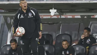 Ayudante explicó por qué fue expulsado Jorge Almirón y lo atribuyó a un exabrupto de unos segundos