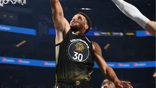 Un excepcional Stephen Curry lideró la victoria de Golden State Warriors ante Cleveland Cavaliers