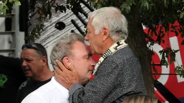 Marcelo Barticciotto emociona a los albos con hermoso mensaje a Carlos Caszely: “Sin ti, Colo Colo no es lo mismo”