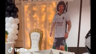 Muy fanático: Pequeño hincha de Colo Colo tuvo su cumpleaños con temática de Maxi Falcón