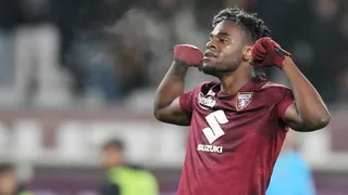 Duván Zapata castigó con un doblete a su exequipo Atalanta y le dio valioso triunfo a Torino