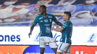 Jean Meneses anotó un golazo de tiro libre en triunfo de León sobre Mazatlán