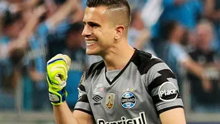 El emblemático portero Marcelo Grohe dejó Gremio para emigrar el fútbol de Arabia Saudita