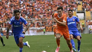 Cobreloa castigó a la U en el Zorros del Desierto y sigue llenándose de festejos