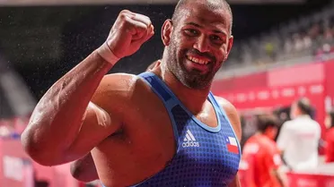 Yasmani Acosta perdió ante Sergei Semenov y quedó sin medalla de bronce en la lucha grecorromana