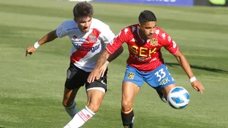 U. Española y Curicó se enfrentan con la ilusión de seguir metidos en la pelea en lo alto