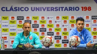 Marcelo Díaz y Fernando Zampedri reconocieron la cancha del Estadio Nacional de cara al clásico