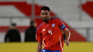 Mauricio Isla postula a Pellegrini para La Roja: “Habrá un momento donde él quiera volver”