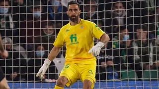 Manuel Pellegrini y la lesión de Claudio Bravo: Aún le queda un poco