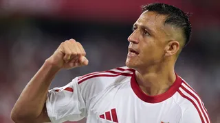¡Volvió el Niño Maravilla! Alexis anotó su primer gol en el Sevilla