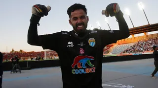 Diego Tapia volvió a ser héroe de Magallanes en Copa Chile: Soy alguien que estudia los penales