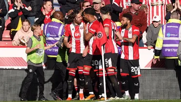 Ben Brereton volvió al gol por partida doble en empate de Sheffield ante Fulham
