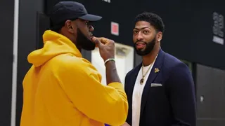 Anthony Davis fue presentado en Los Angeles Lakers con presencia de LeBron James